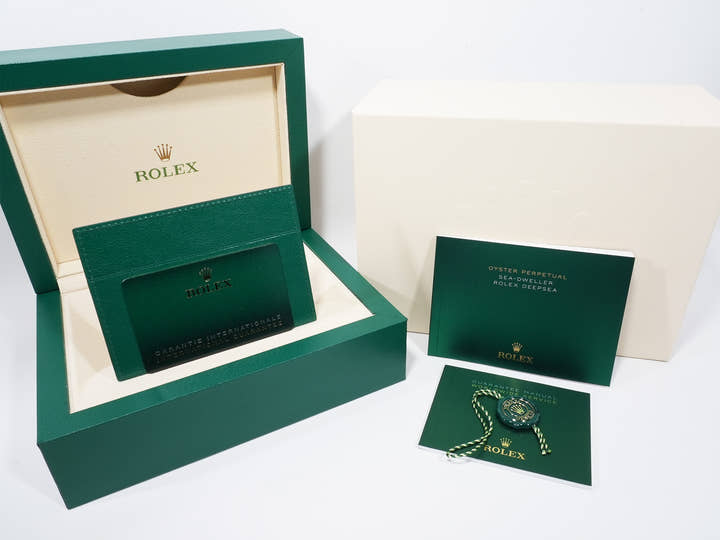 ロレックス シードゥエラー ディープシー Ref.136660 ステンレススチール D-BLUE文字盤 未使用 35g9xvxz