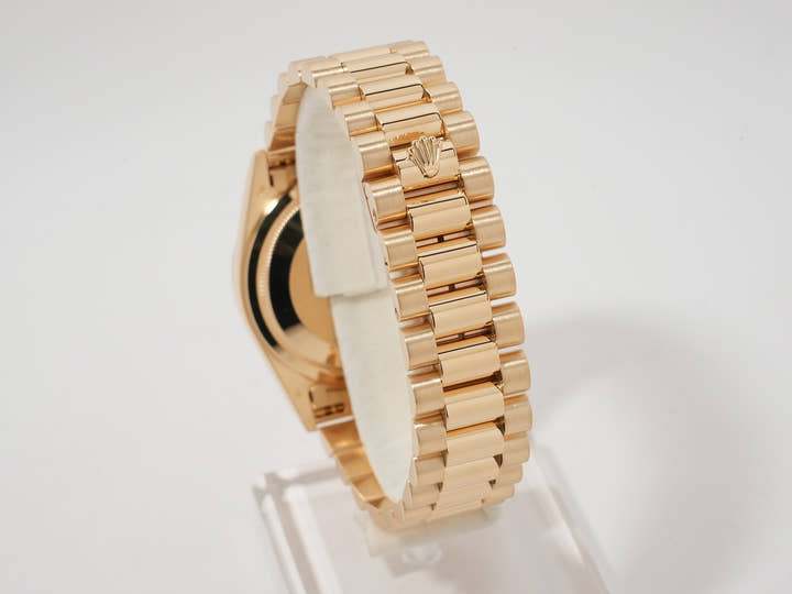 ロレックス デイデイト36 Ref.18238A イエローゴールド シャンパンx10Pダイヤ文字盤 美中古 9tf96zxz