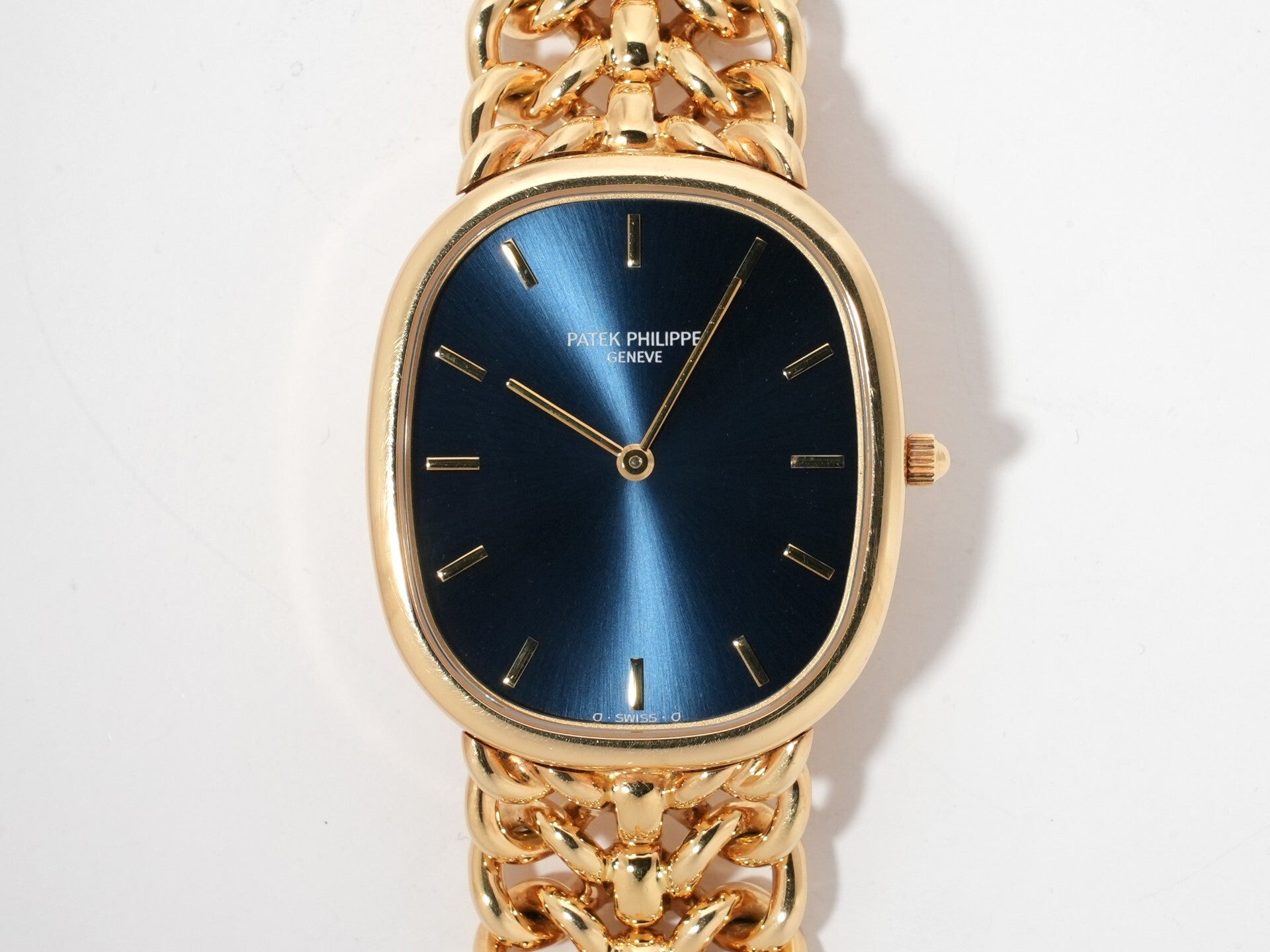 パテックフィリップ ゴールデンエリプス Ref.3738/119 イエローゴールド ブルー文字盤 中古 mf9u2rfp