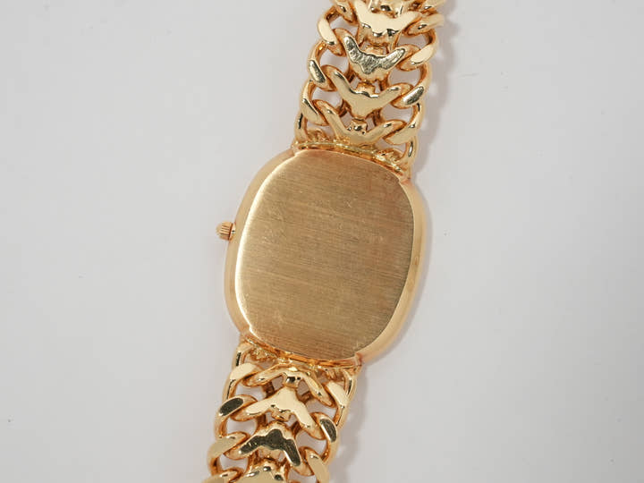 パテックフィリップ ゴールデンエリプス Ref.3738/119 イエローゴールド ブルー文字盤 中古 mf9u2rfp