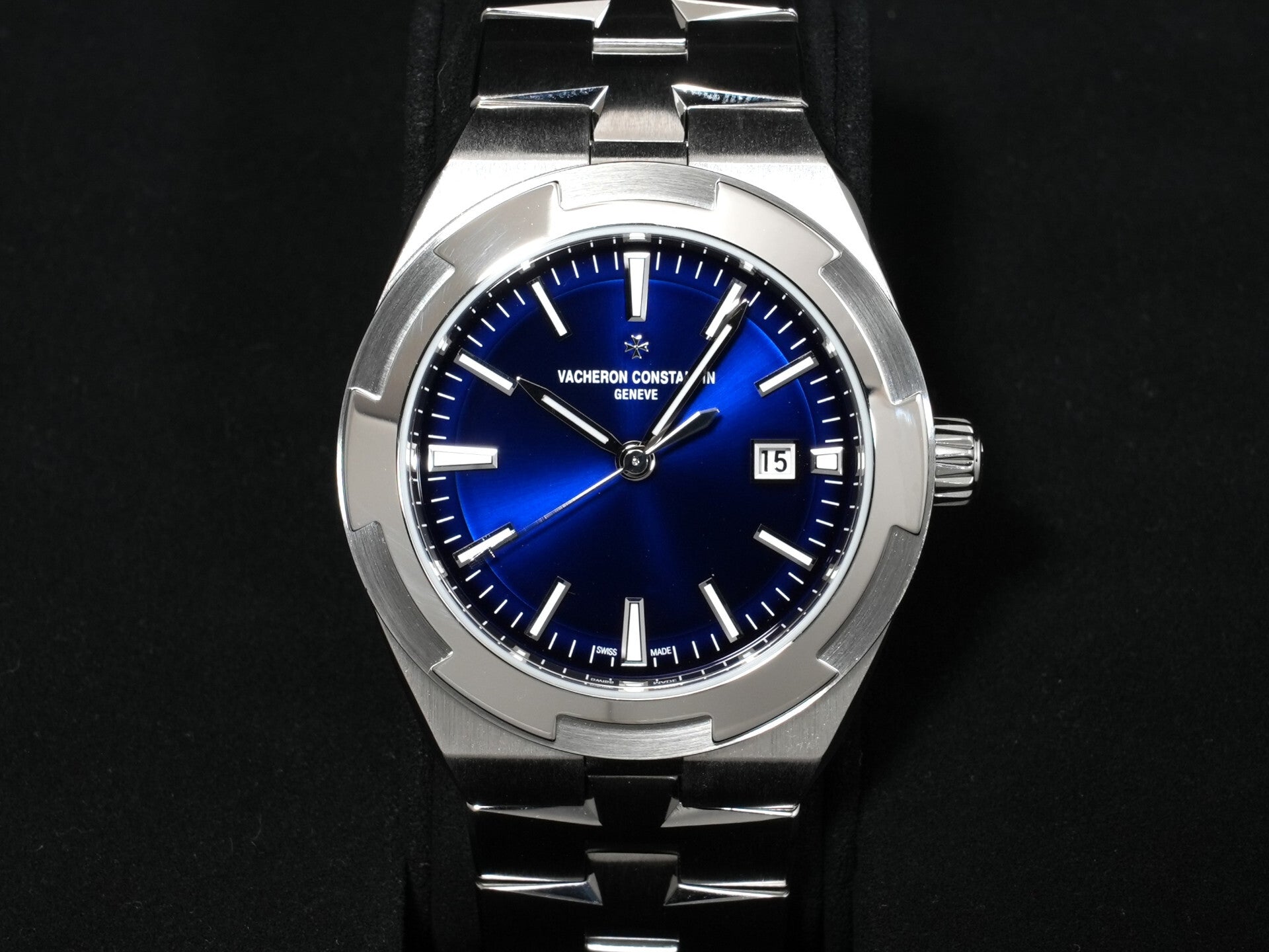 ヴァシュロンコンスタンタン オーヴァーシーズ オートマティック Ref.4600V/200A-B980 ステンレススチール ブルー文字盤 美中古 c36wgbb6