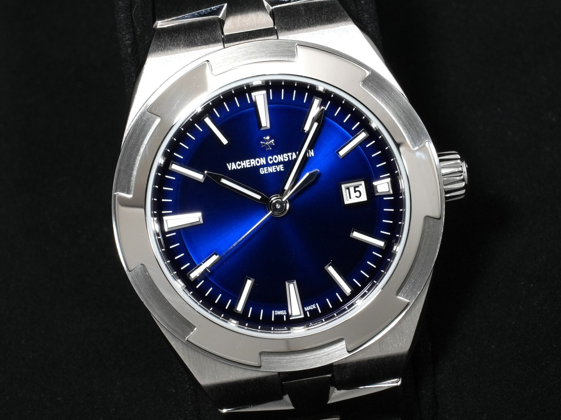 ヴァシュロンコンスタンタン オーヴァーシーズ オートマティック Ref.4600V/200A-B980 ステンレススチール ブルー文字盤 美中古 c36wgbb6