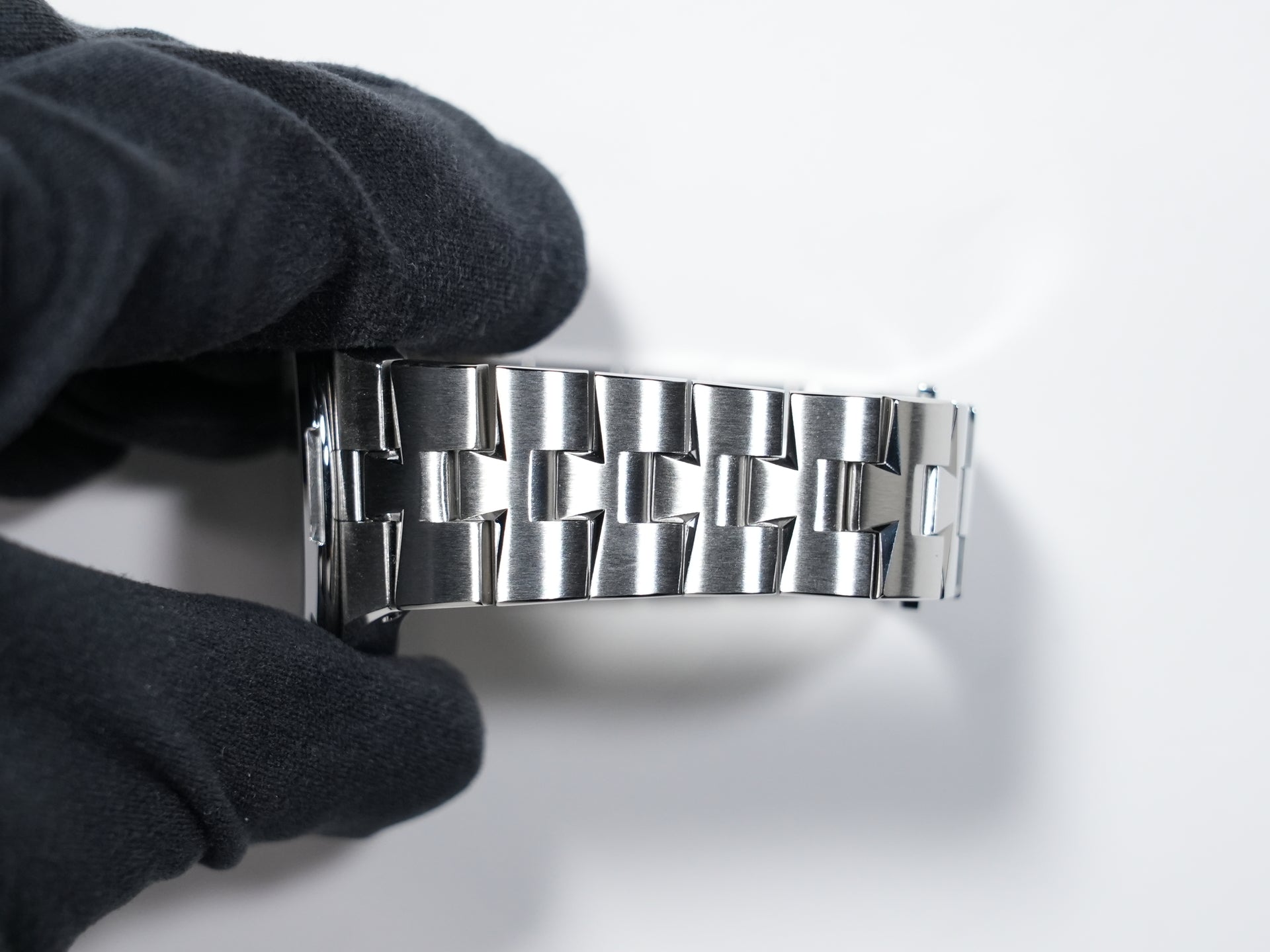 ヴァシュロンコンスタンタン オーヴァーシーズ オートマティック Ref.4600V/200A-B980 ステンレススチール ブルー文字盤 美中古 c36wgbb6