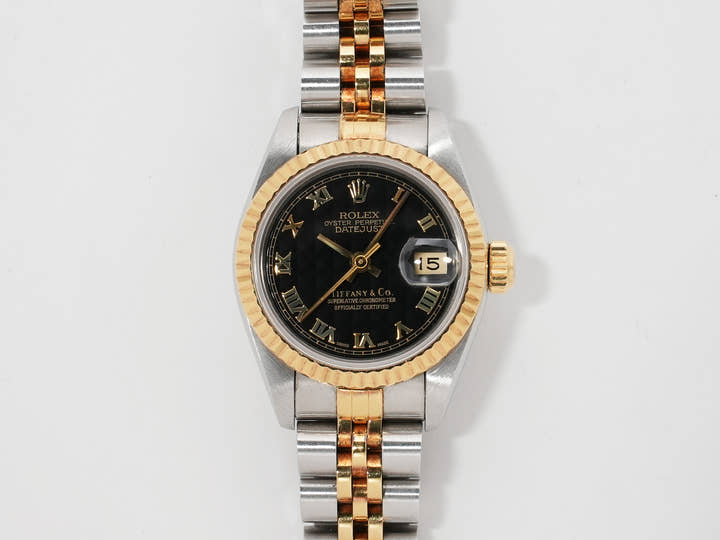 ロレックス デイトジャスト TIFFANY＆CO. Ref.69173 ステンレススチール/イエローゴールド ブラックピラミッドローマン文字盤 ジュビリーブレスレット 中古 eou9xf7h