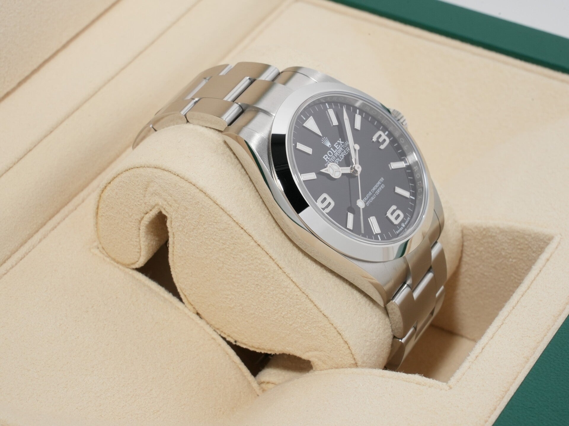 ロレックス エクスプローラー40 Ref.224270 ステンレススチール ブラック文字盤 オイスターブレスレット 美品 9xqh548n