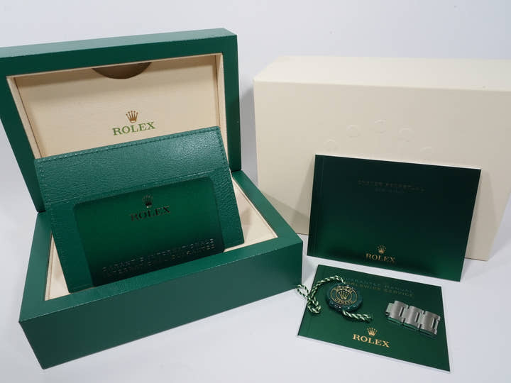 ロレックス エアキング Ref.126900 ステンレススチール ブラック文字盤 オイスターブレスレット 美中古 gsfcg3ke