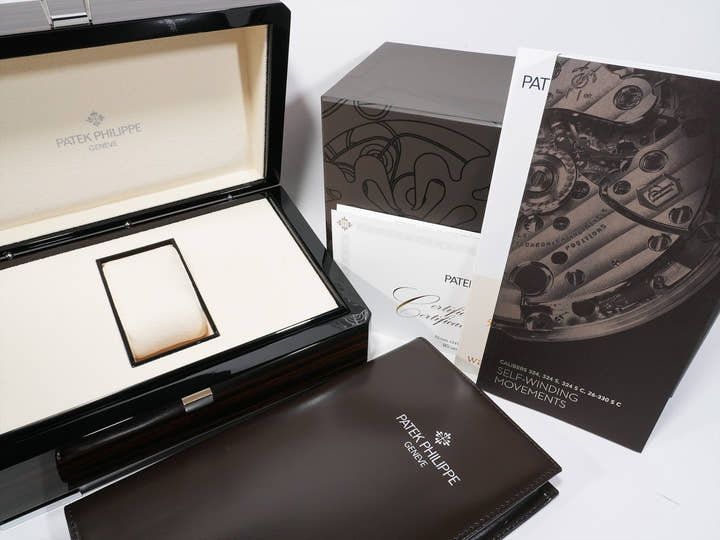 パテックフィリップ アクアノート Ref.5168G-001 ホワイトゴールド ミッドナイトブルー文字盤 中古 raewsqut