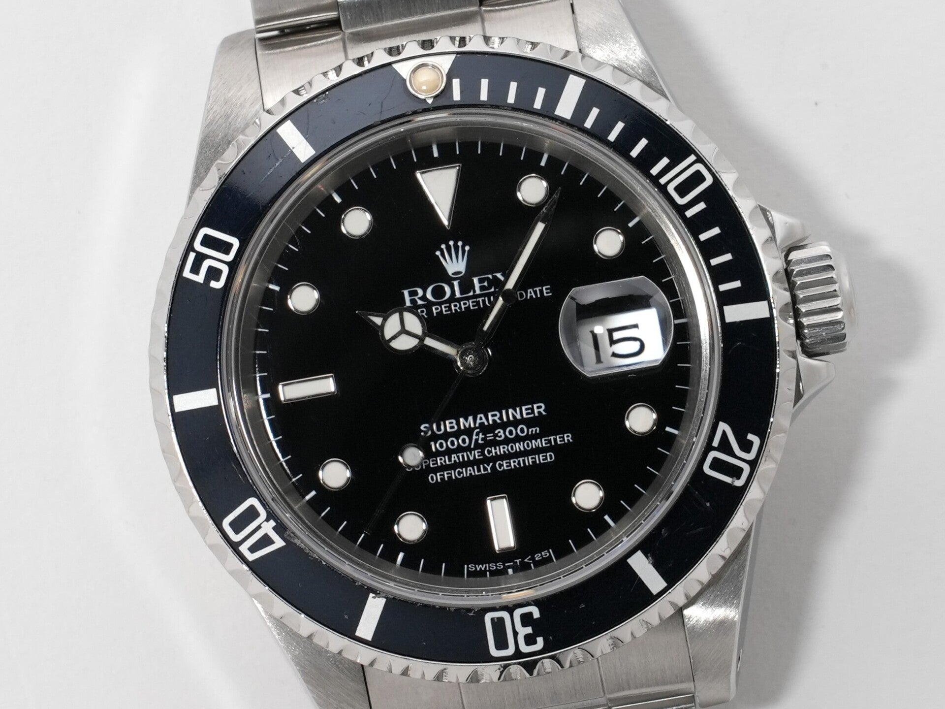 Rolex Submariner Date Ref. 16610 Stainless Steel Black Dial Used dqj5upx9