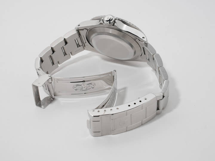 Rolex Submariner Date Ref. 16610 Stainless Steel Black Dial Used dqj5upx9