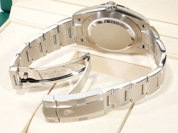 ロレックス オイスターパーペチュアル41 Ref.134300 ステンレススチール ラベンダー文字盤 未使用 9c6keerf