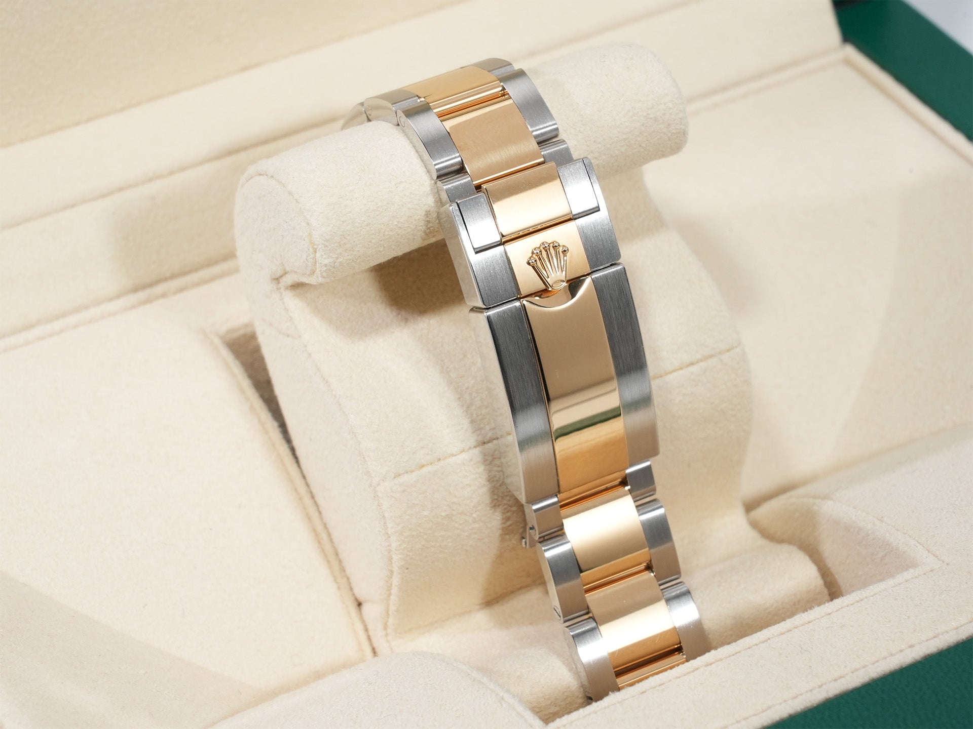 Rolex Daytona Ref.116503NG Stainless Steel/Yellow Gold Black Mother-of-Pearl Dial Used u97oon87