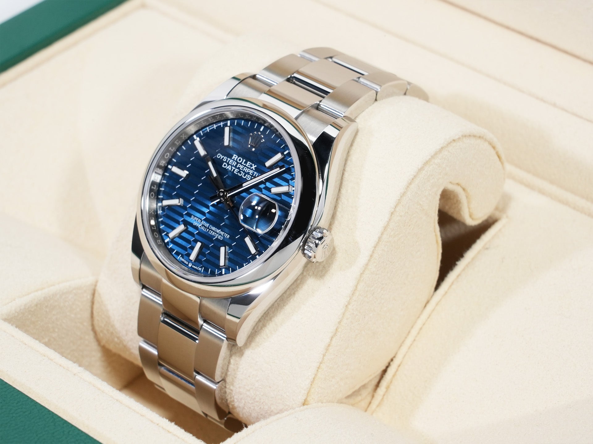 ロレックス デイトジャスト36 Ref.126200 ステンレススチール ブルー フルーテッドモチーフ文字盤 オイスターブレスレット 美中古 b9dsytet