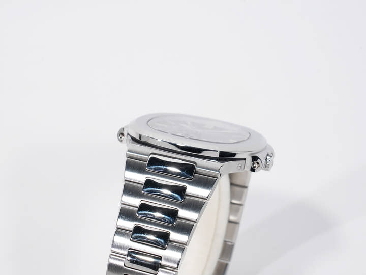 パテックフィリップ ノーチラス プチコンプリケーション Ref.3712/1A-001 ステンレススチール ブルー文字盤 中古 h5ct9f7x