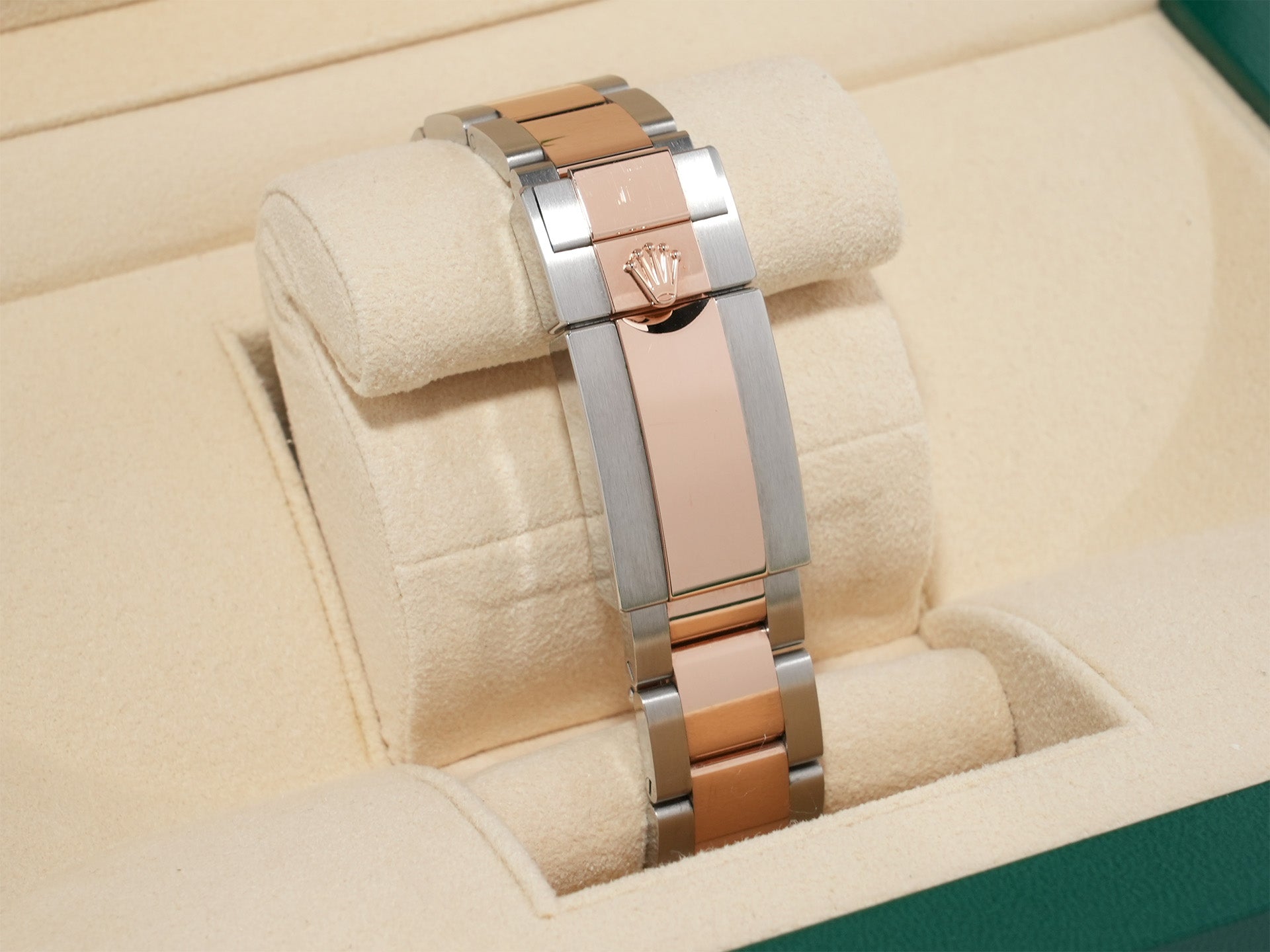 ロレックス GMTマスターII Ref.126711CHNR ステンレススチール/エバーローズゴールド ブラック文字盤 オイスターブレスレット 中古 o89eosfs