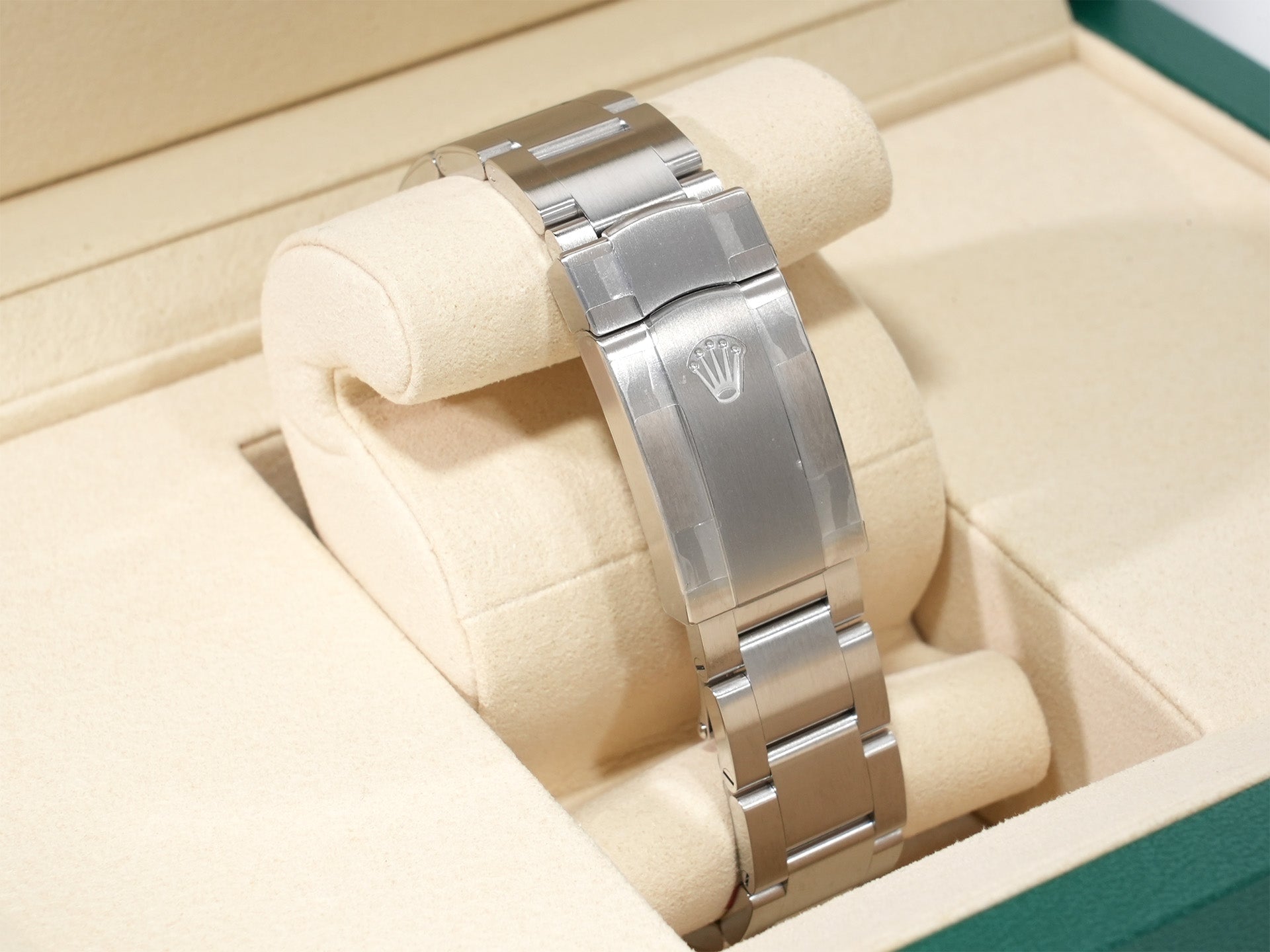 ロレックス オイスターパーペチュアル36 Ref.126000 ステンレススチール ラベンダー文字盤 未使用 uygas96v