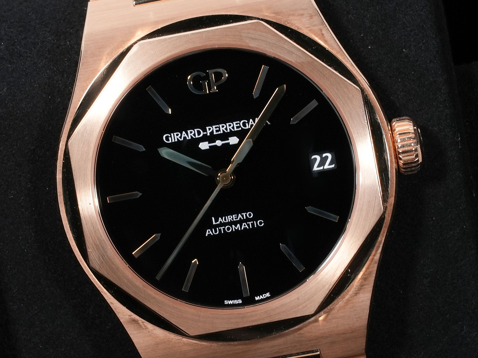 ジラールペルゴ ロレアート Ref.81010-52-3118-1CM ピンクゴールド オニキス文字盤 中古 93o5kfhm