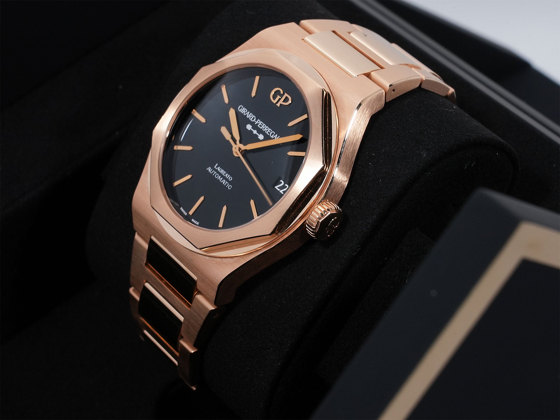 ジラールペルゴ ロレアート Ref.81010-52-3118-1CM ピンクゴールド オニキス文字盤 中古 93o5kfhm