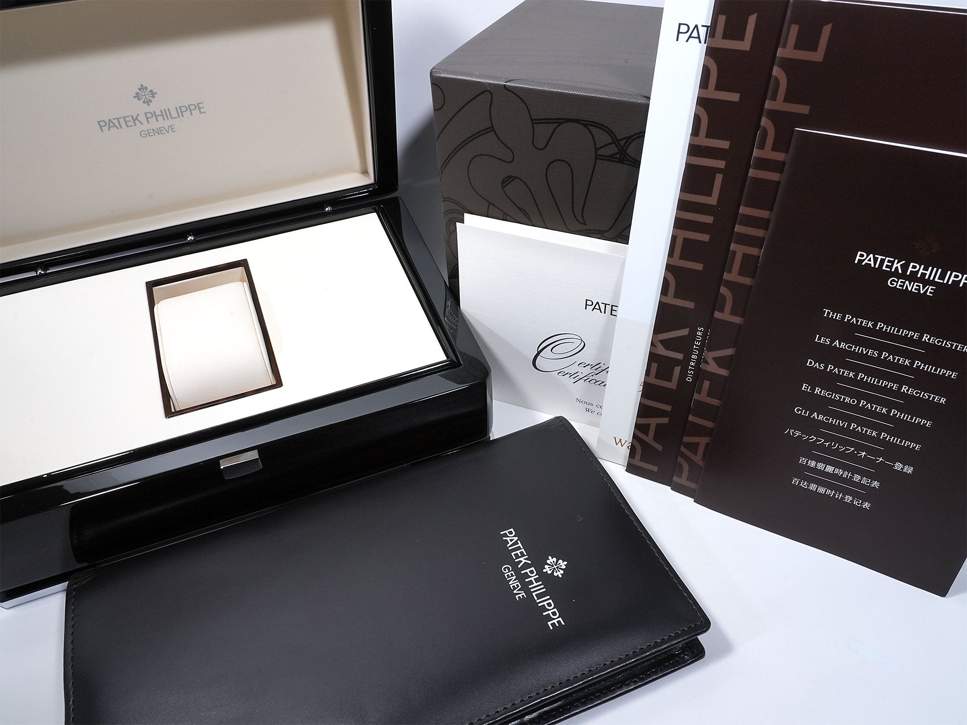 パテックフィリップ カラトラバ Ref.5116R-001 ローズゴールド エナメル文字盤 美中古 3i5223q6