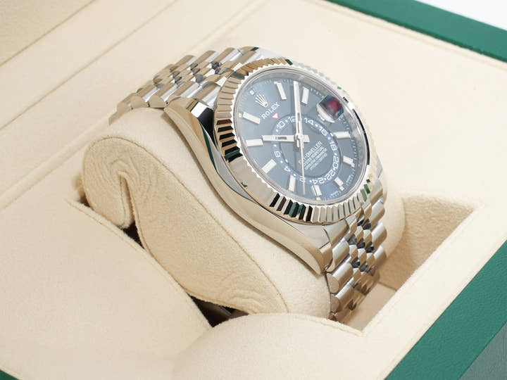ロレックス スカイドゥエラー Ref.326934 ステンレススチール/ホワイトゴールド ブルー文字盤 ジュビリーブレスレット 未使用 o52qrymv