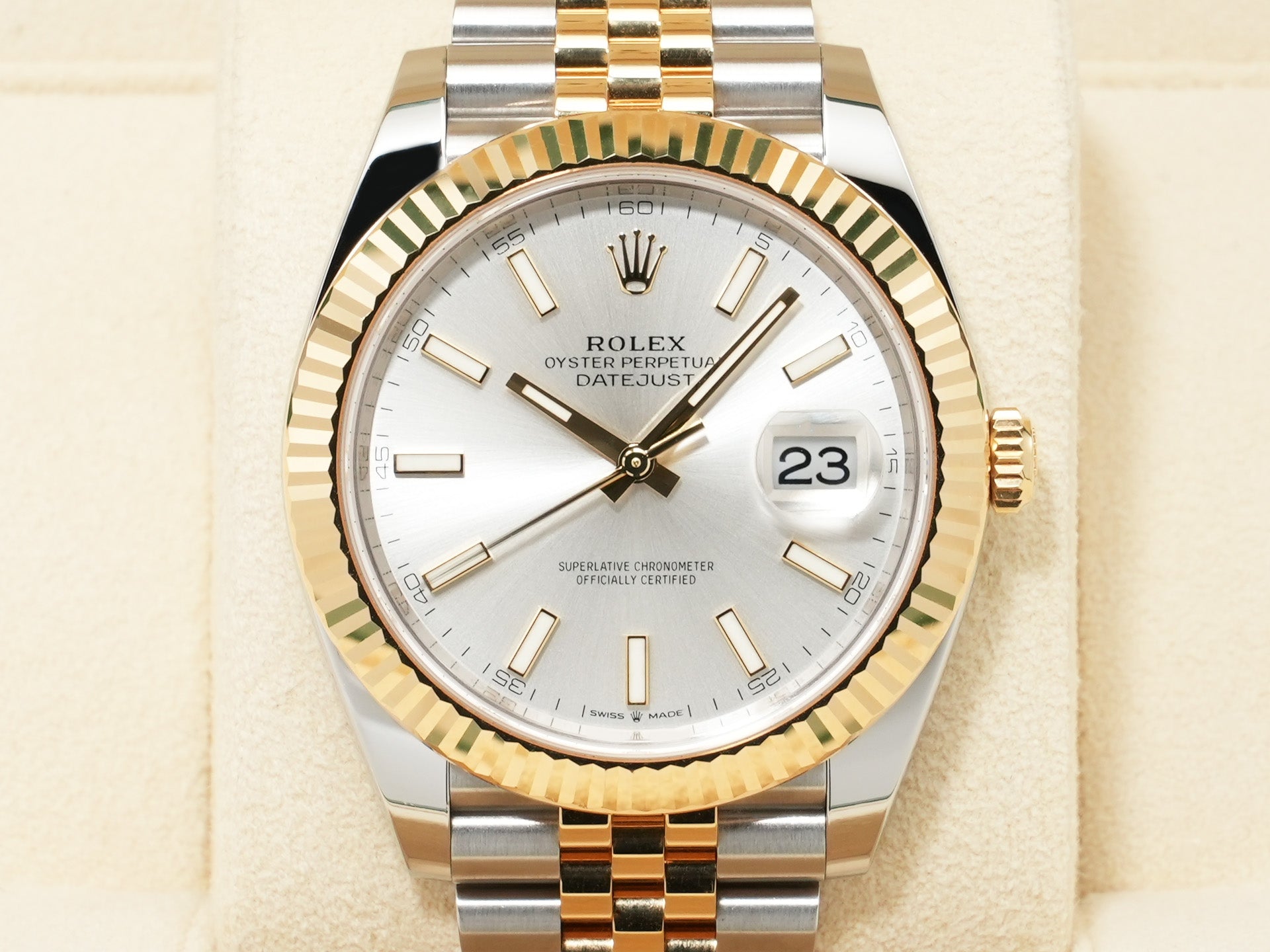 ロレックス デイトジャスト41 Ref.126333 ステンレススチール/イエローゴールド シルバー文字盤 ジュビリーブレスレット 中古 xuwspr99