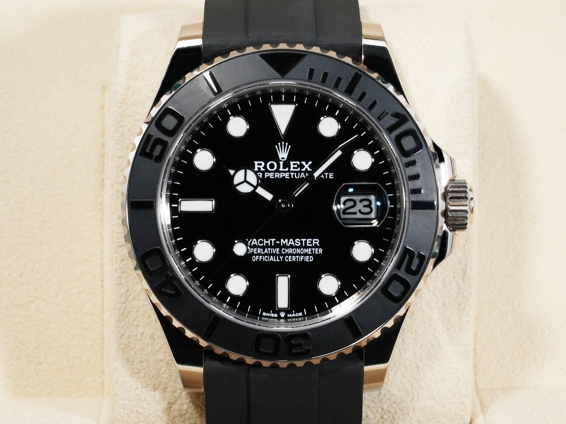ロレックス ヨットマスター42 Ref.226659 ホワイトゴールド ブラック文字盤 中古 oa7s6fwd