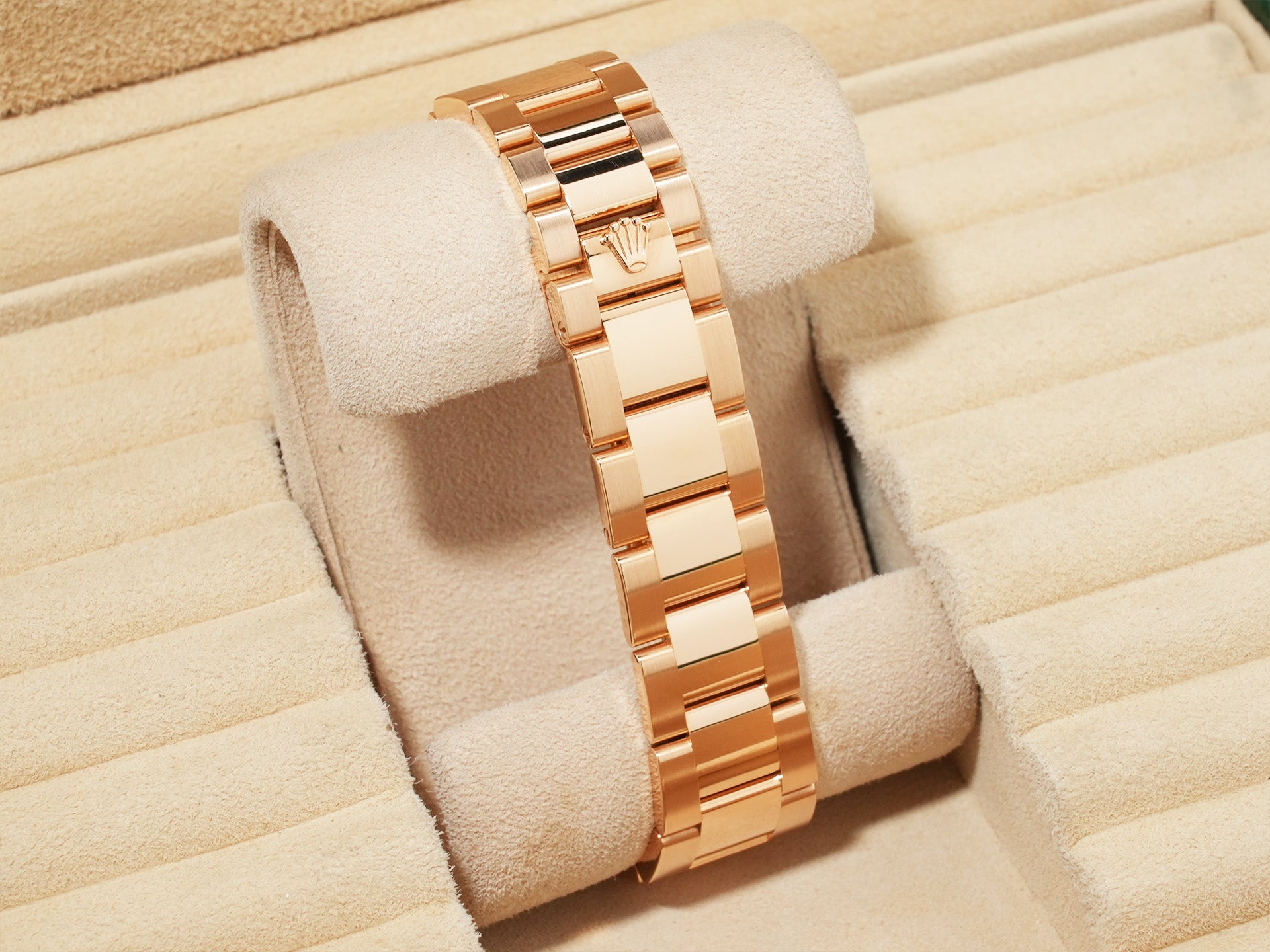 ロレックス デイデイト Ref.118205 ピンクゴールド ブラックアラビア文字盤 中古 y2urutv4