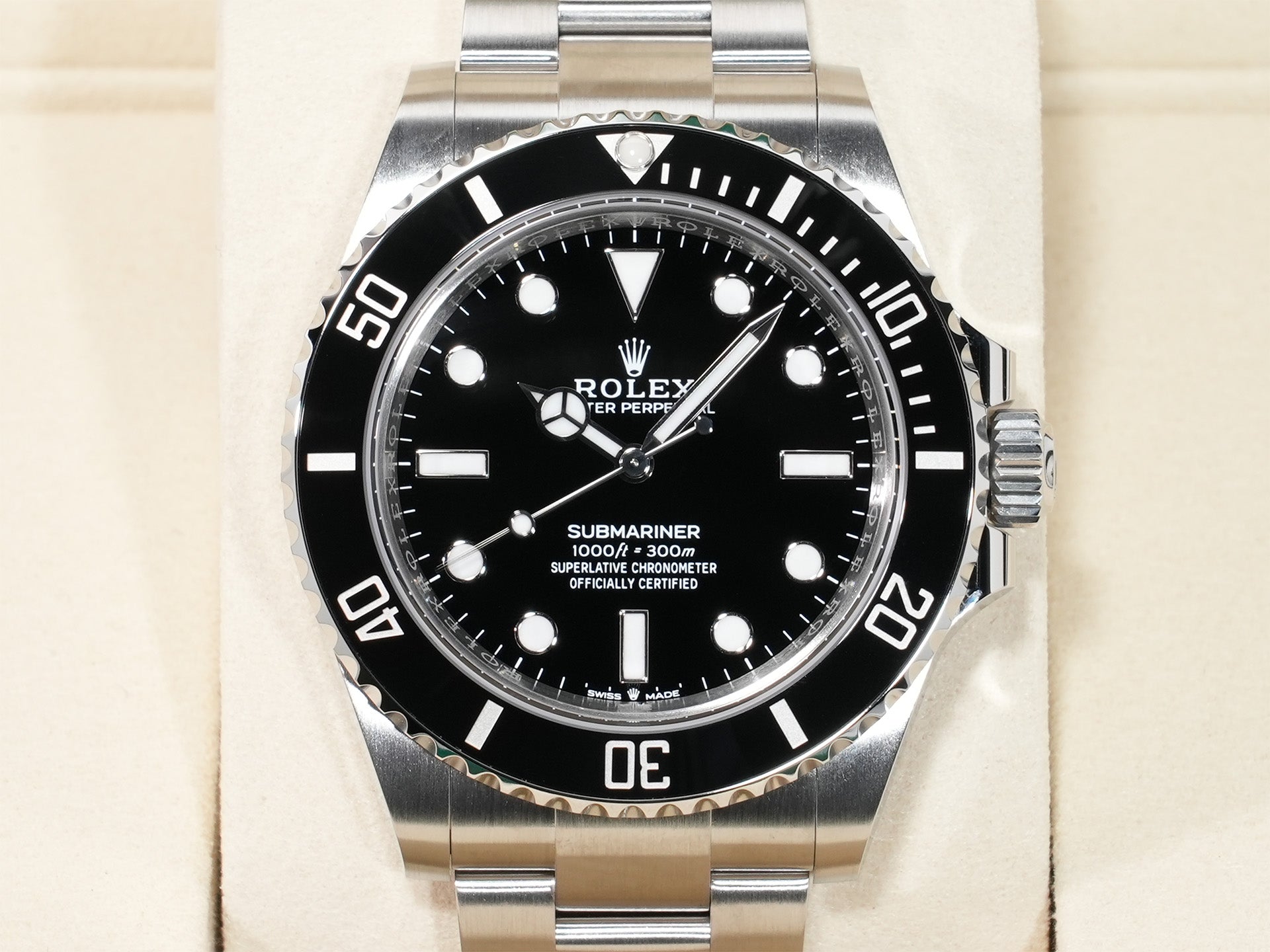 ロレックス サブマリーナー ノンデイト Ref.124060 ステンレススチール ブラック文字盤 未使用 d4dpy8eh