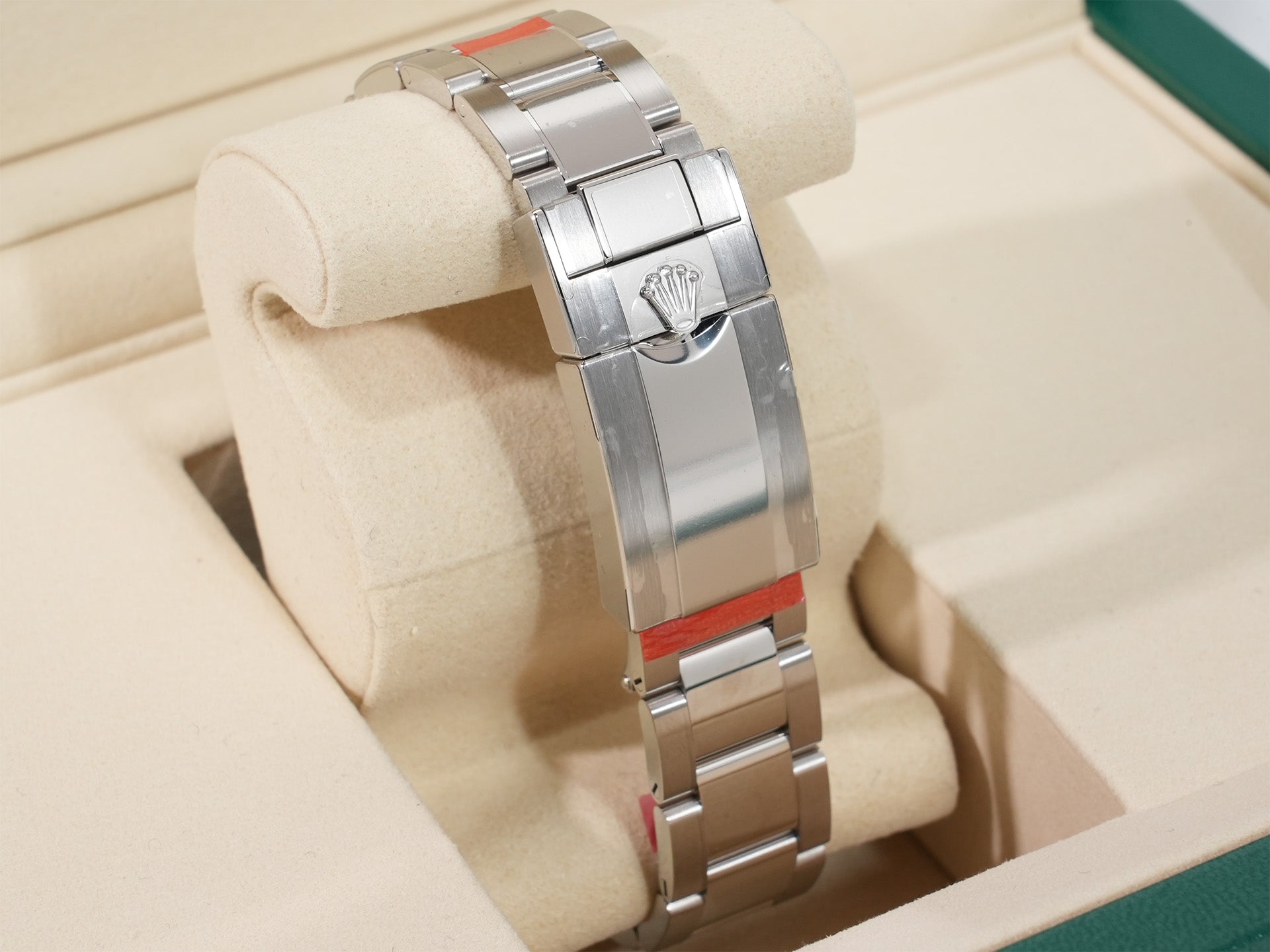 ロレックス デイトナ Ref.126500LN ステンレススチール ブラック文字盤 未使用 26h2tahr