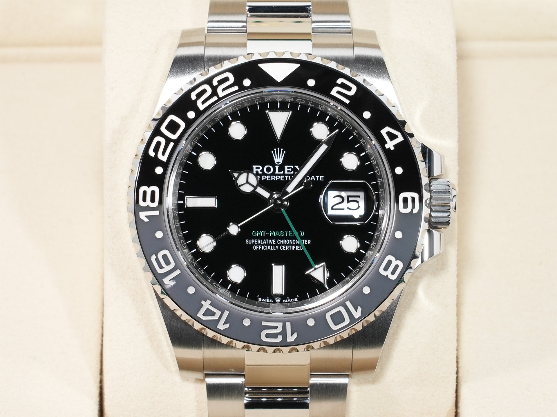 ロレックス GMTマスターII Ref.126710GRNR ステンレススチール ブラック文字盤 オイスターブレスレット 未使用 m8opqswq