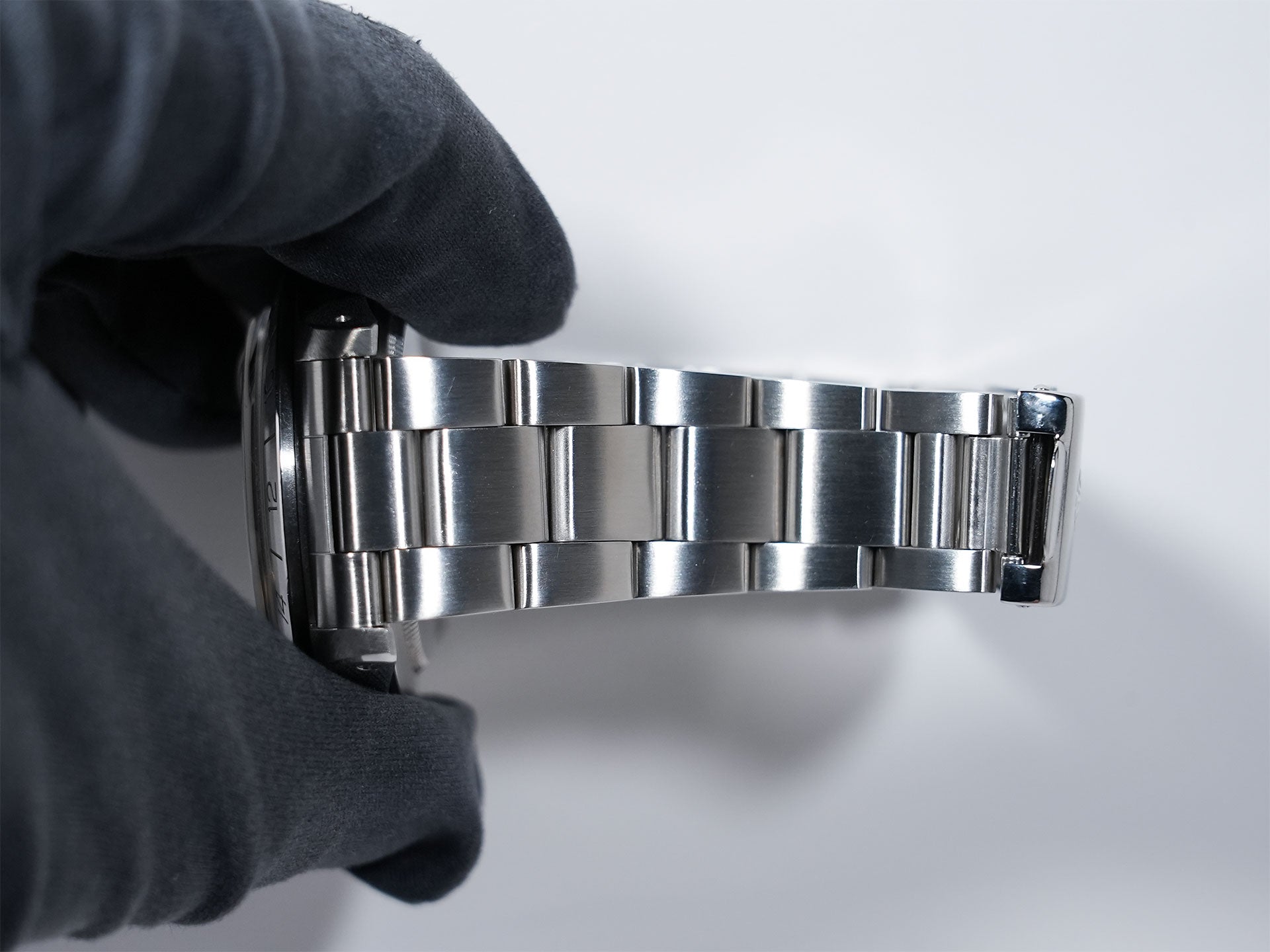 Rolex Explorer II Ref. 1655 Stainless Steel Black Dial Oyster Bracelet Used k9qko3wv