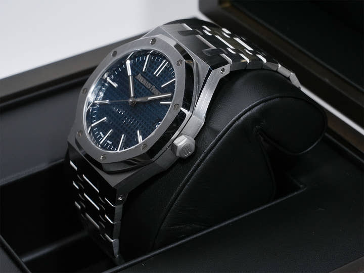 オーデマピゲ ロイヤルオーク Ref.15510ST.OO.1320ST.06 ステンレススチール ナイトブルー文字盤 美中古 kjq5ss4n