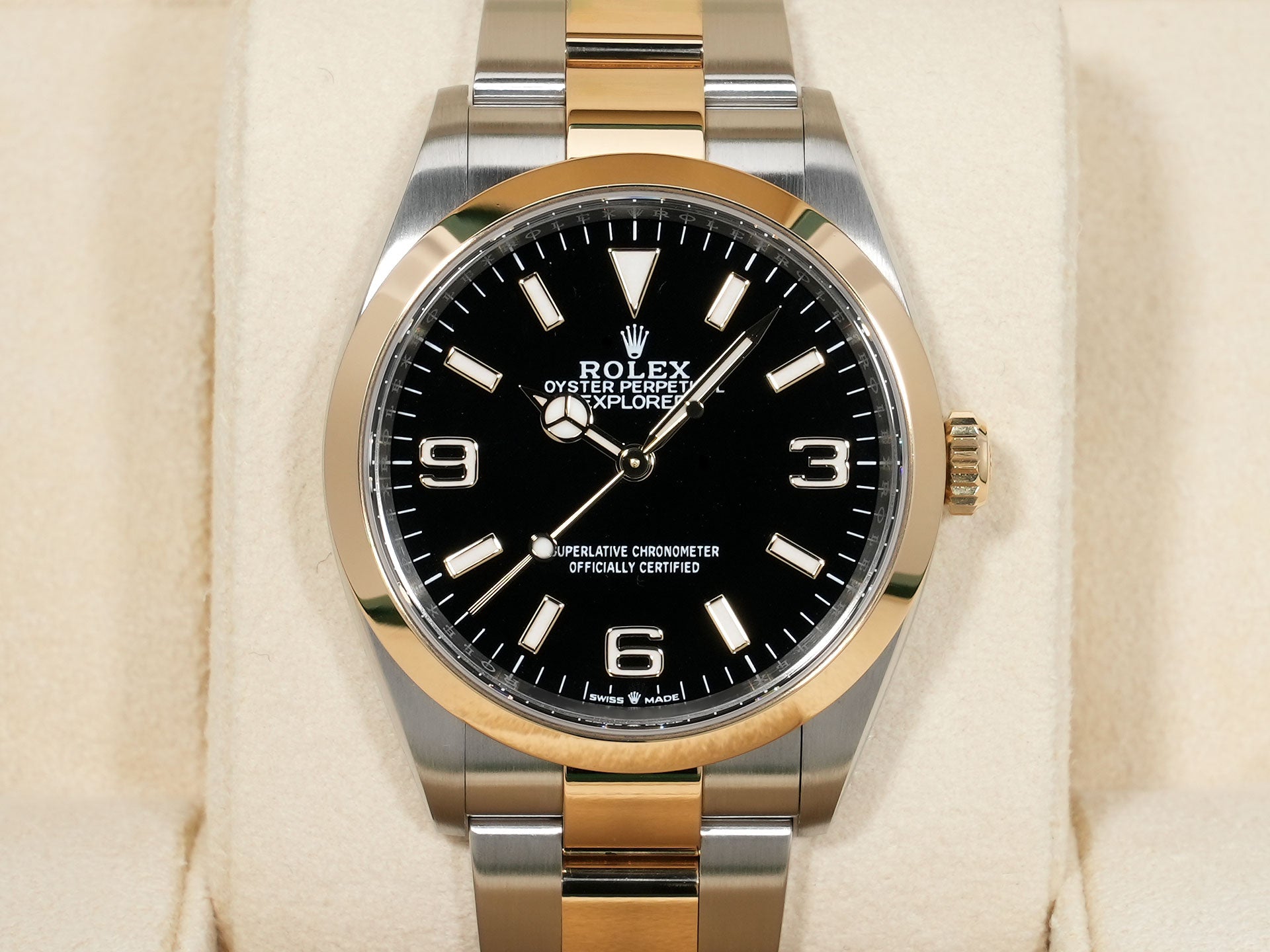 ロレックス エクスプローラー36 Ref.124273 ステンレススチール/イエローゴールド ブラック文字盤 オイスターブレスレット 美品 57zzmsyo