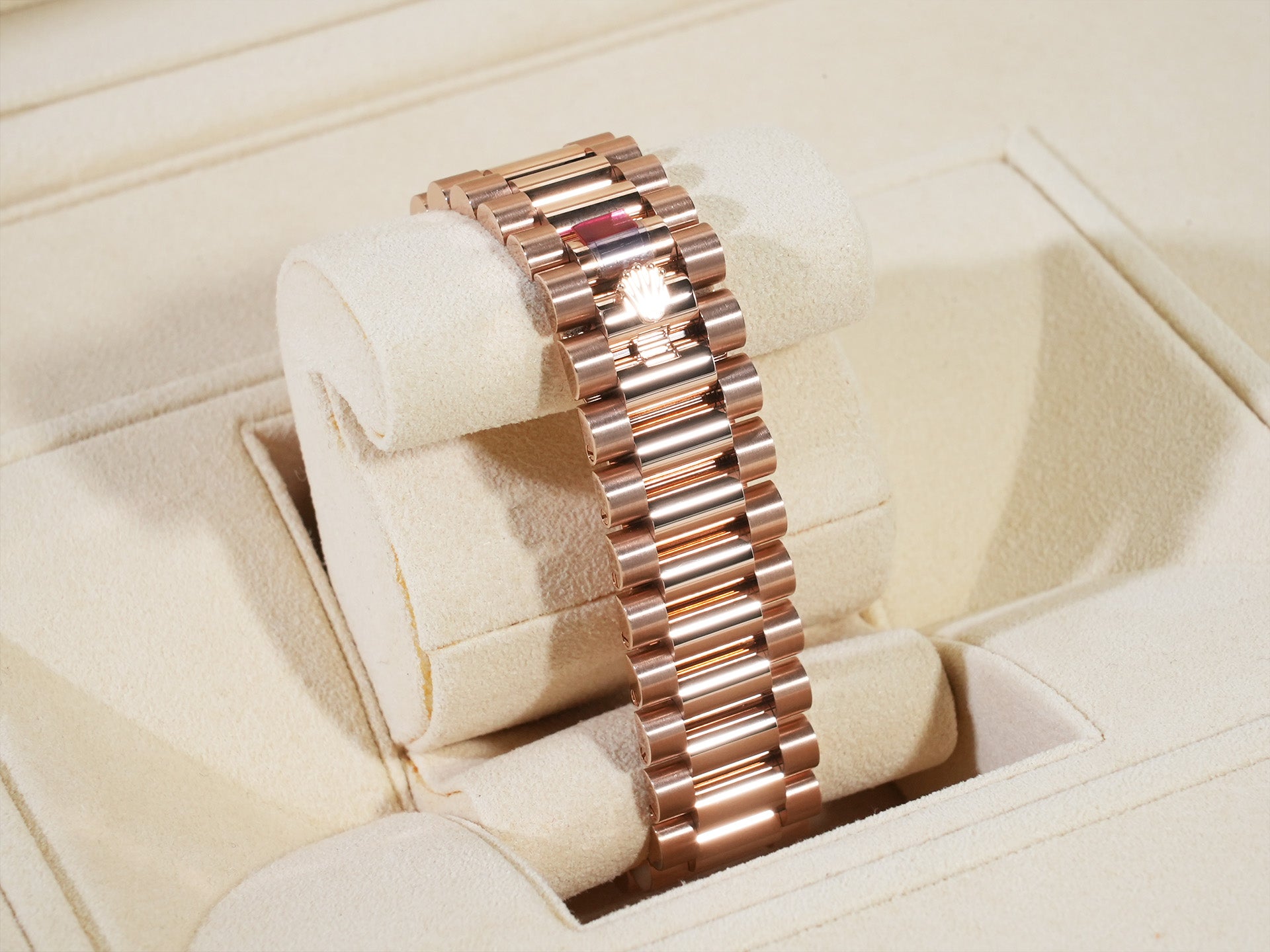 ロレックス デイデイト36 Ref.128345RBR エバーローズゴールド アイゼンキーゼル文字盤 未使用 LP6JCLAC