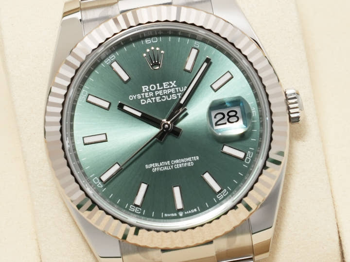 ロレックス デイトジャスト41 Ref.126334 ステンレススチール/ホワイトゴールド ミントグリーン文字盤 オイスターブレスレット 未使用 zzz6chd5