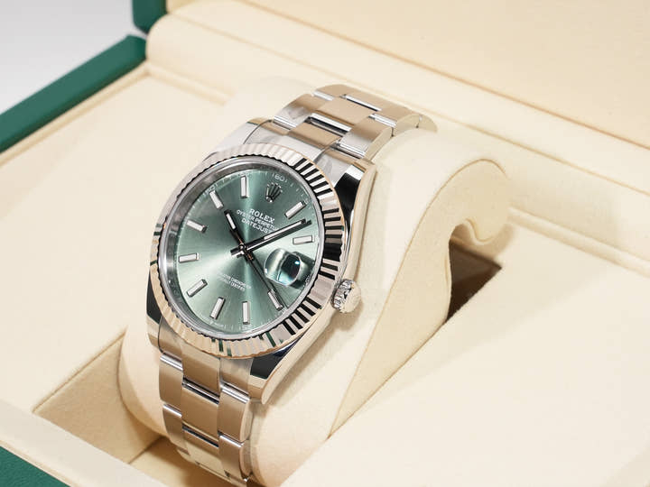 ロレックス デイトジャスト41 Ref.126334 ステンレススチール/ホワイトゴールド ミントグリーン文字盤 オイスターブレスレット 未使用 zzz6chd5