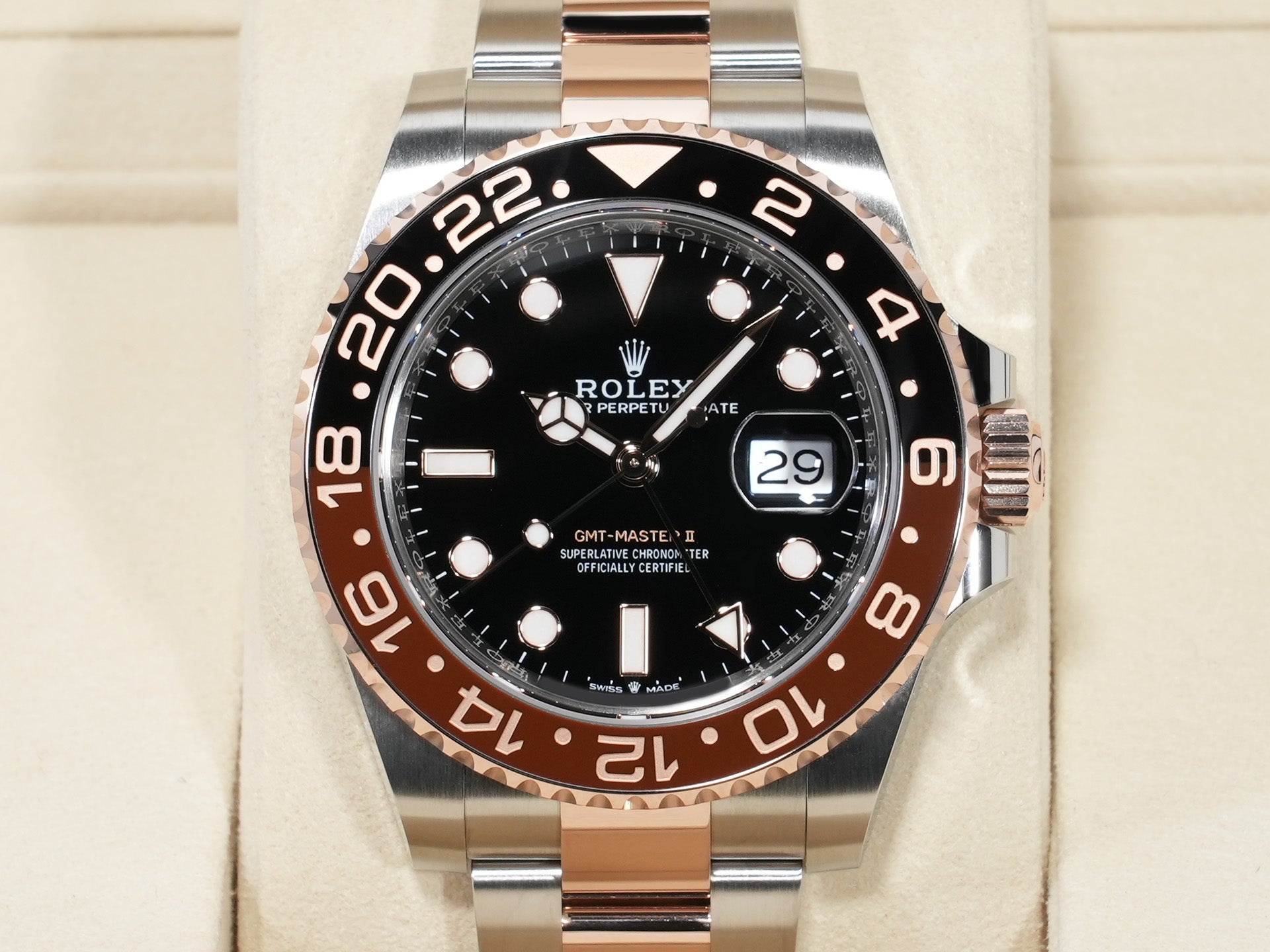 ロレックス GMTマスターII Ref.126711CHNR ステンレススチール/エバーローズゴールド ブラック文字盤 オイスターブレスレット 未使用 a2dyzq4r