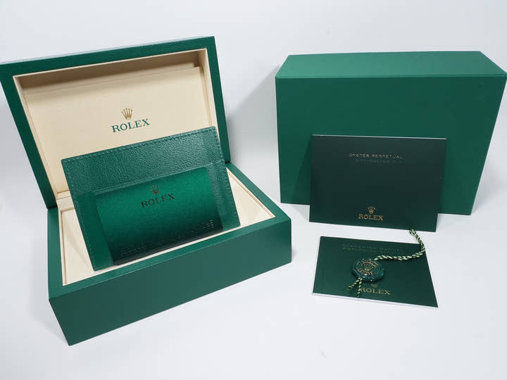 ロレックス GMTマスターII Ref.126711CHNR ステンレススチール/エバーローズゴールド ブラック文字盤 オイスターブレスレット 未使用 a2dyzq4r