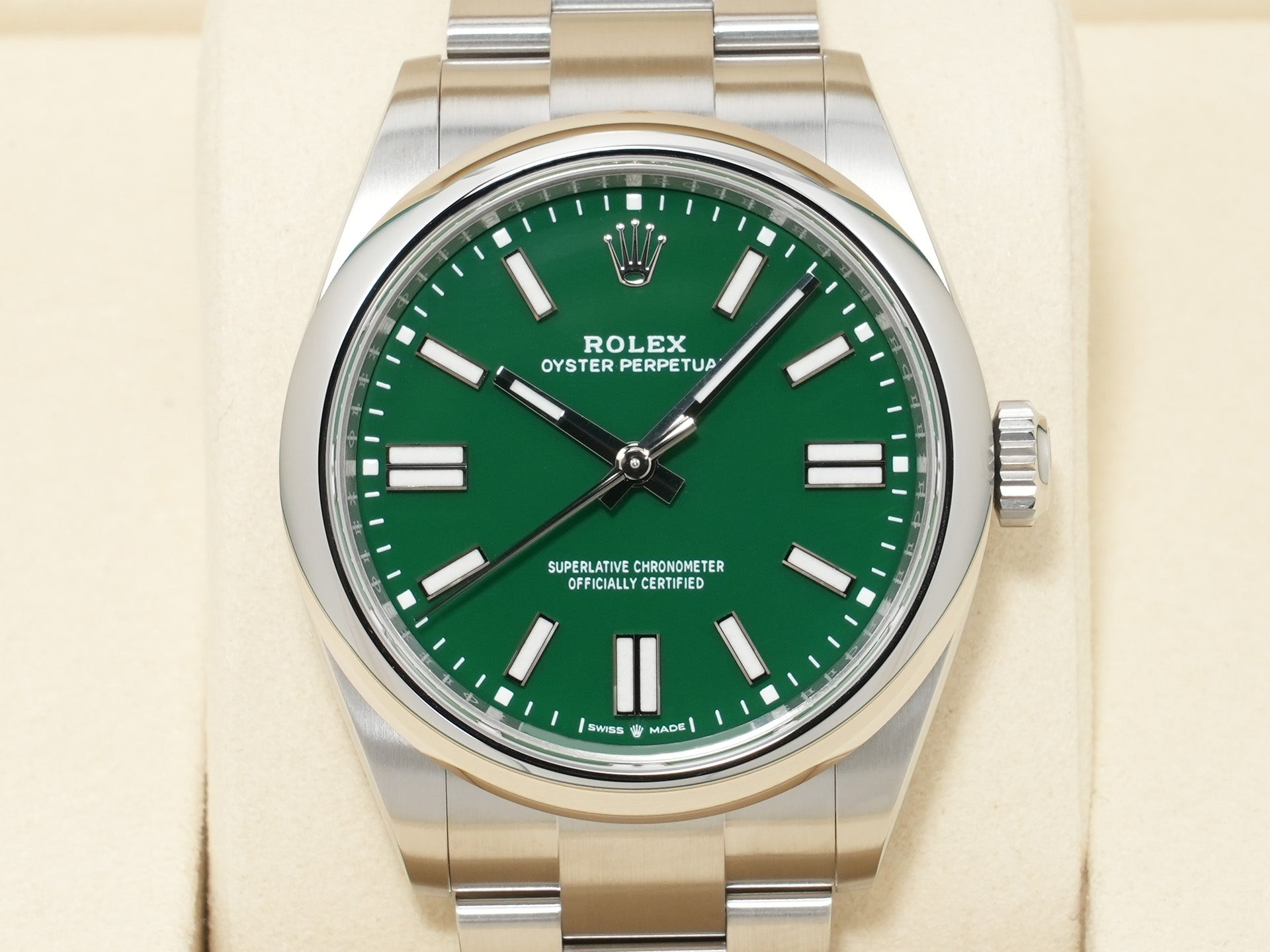 ロレックス オイスターパーペチュアル41 Ref.134300 ステンレススチール グリーン文字盤 未使用 bhj8aucn