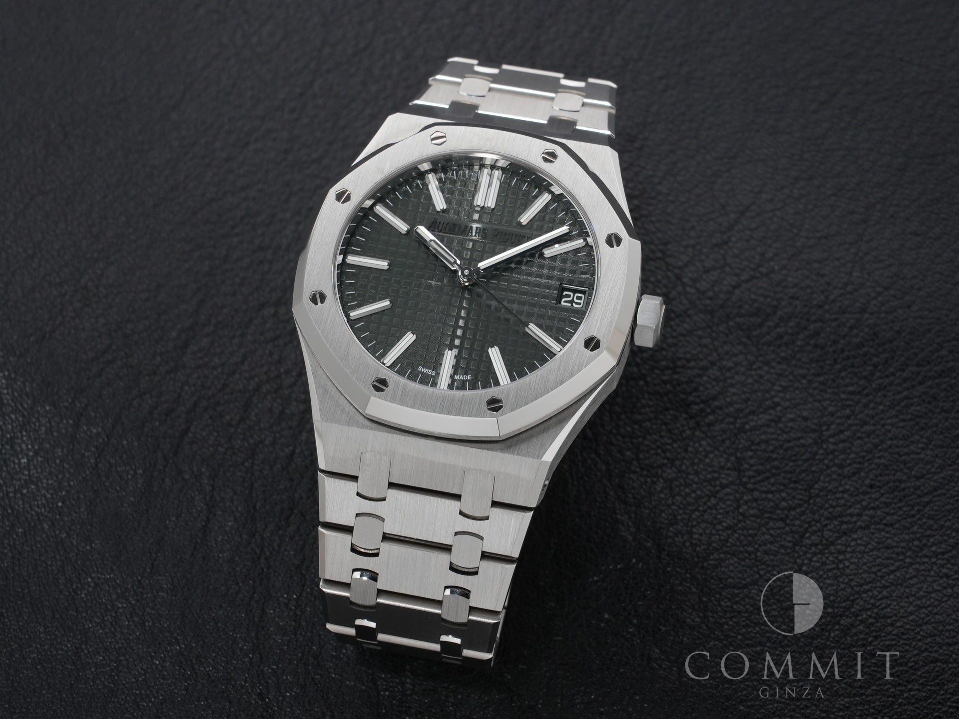 Audemars Piguet Royal Oak Ref.15510ST.OO.1320ST.09 Stainless Steel Khaki Green Dial Excellent Condition 3hx2m64k