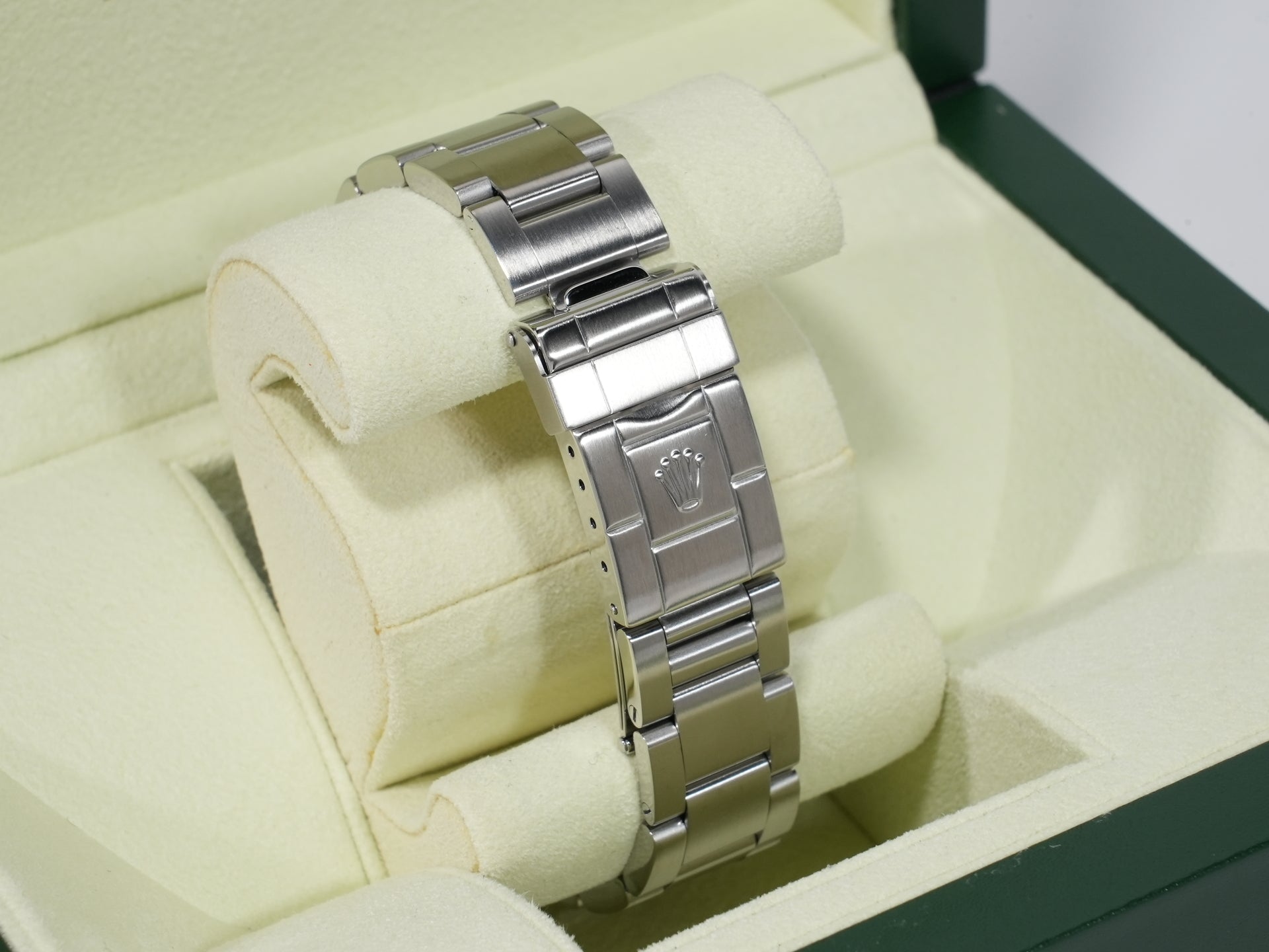 ROLEX Explorer II Ref. 16570 Stainless Steel Black Dial Oyster Bracelet Excellent Used Condition axqjg58u