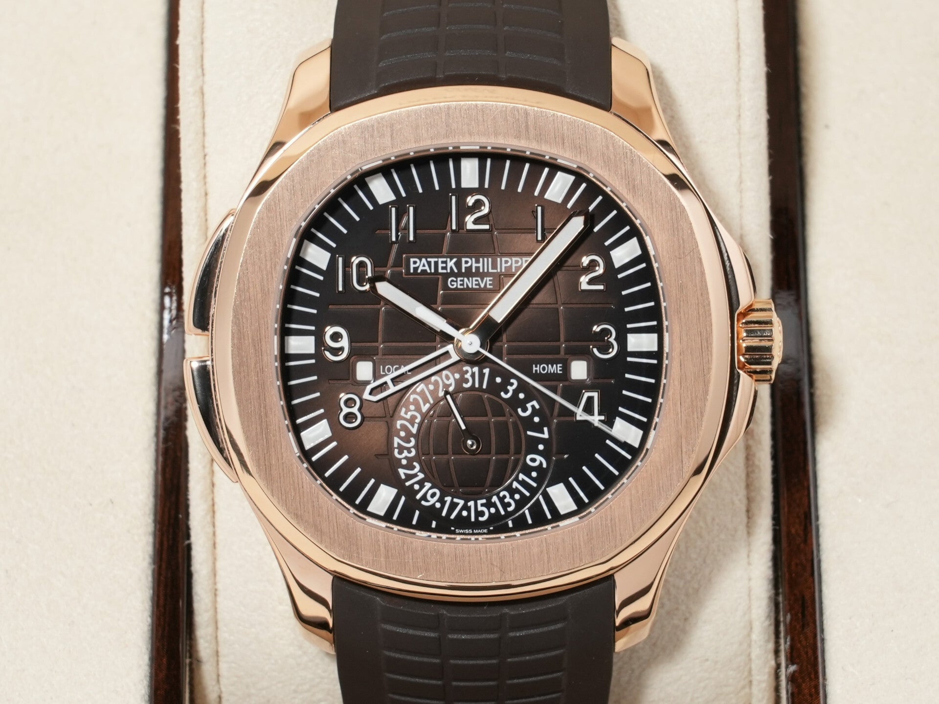 パテックフィリップ アクアノート Ref.5164R-001 ローズゴールド ブラウン エンボス文字盤 中古 z8h9jfur