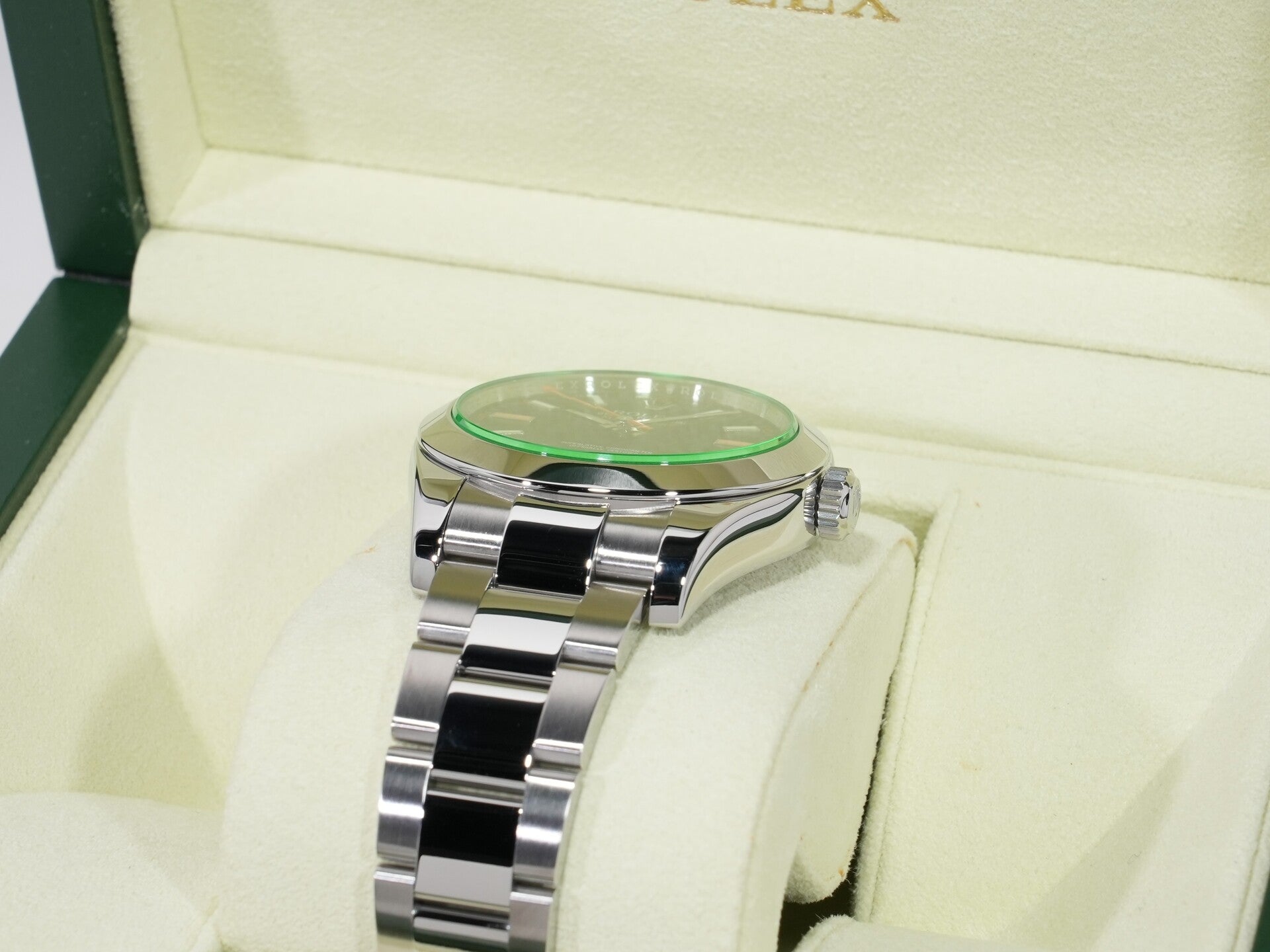 ロレックス ミルガウス Ref.116400GV ステンレススチール ブラック文字盤 中古 w9cn3mnm