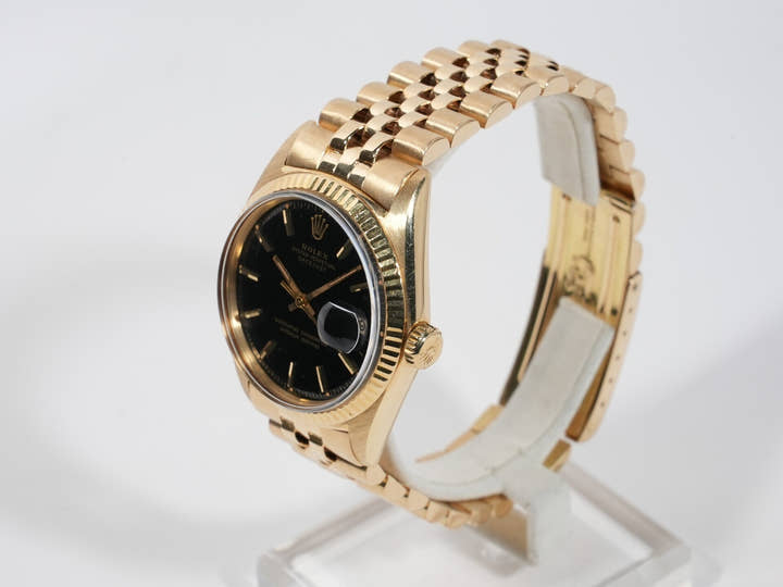 ロレックス デイトジャスト Ref.1601 イエローゴールド ブラック文字盤 中古 9rv23uux
