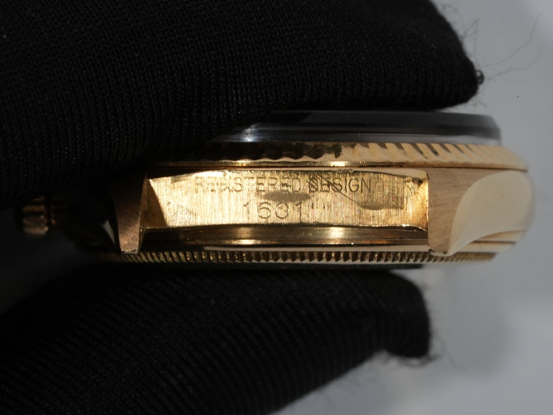 ロレックス デイトジャスト Ref.1601 イエローゴールド ブラック文字盤 中古 9rv23uux