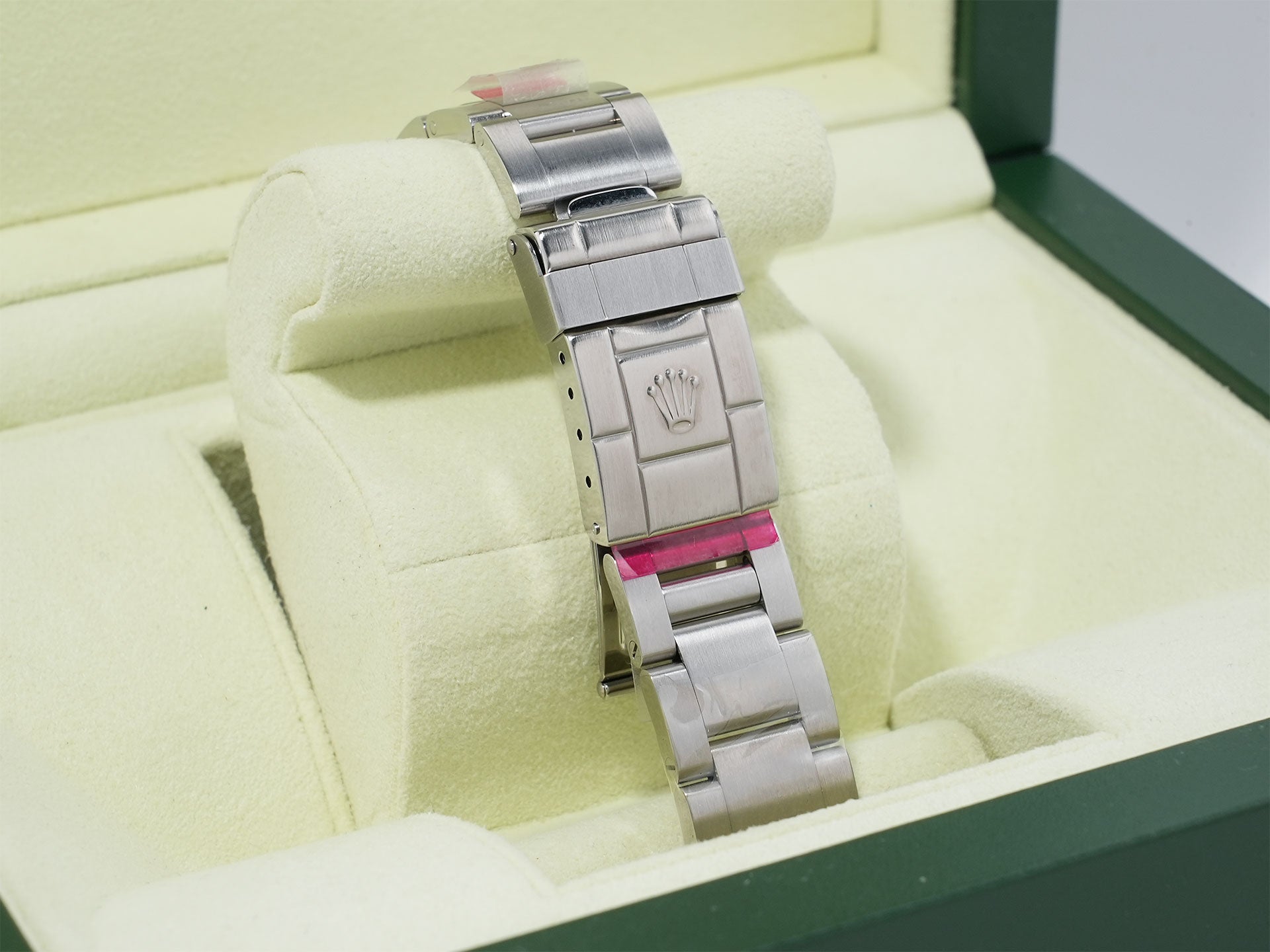 Rolex Explorer II Ref. 16570 Stainless Steel Black Dial Oyster Bracelet Dead Stock ofzbh68s