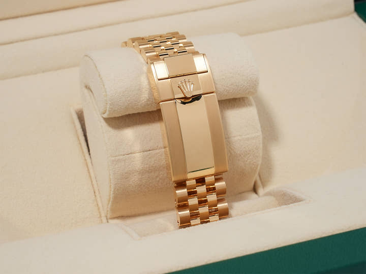 ロレックス GMTマスターII Ref.126718GRNR イエローゴールド ブラック文字盤 ジュビリーブレスレット 美中古 bp9z6gzp