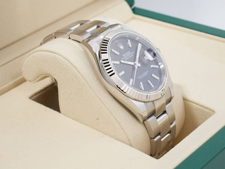 ロレックス デイトジャスト41 Ref.126334 ステンレススチール/ホワイトゴールド ブラック文字盤 オイスターブレスレット 未使用 6vgnk59w