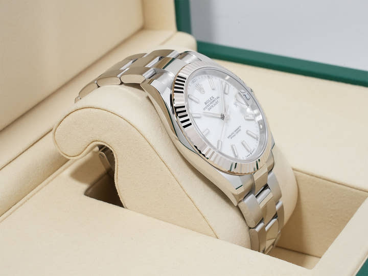 ロレックス デイトジャスト41 Ref.126334 ステンレススチール/ホワイトゴールド ホワイト文字盤 オイスターブレスレット 未使用 crrmuaob
