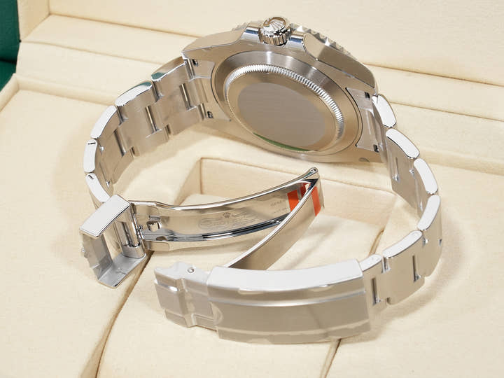 ロレックス サブマリーナー デイト Ref.126610LV ステンレススチール ブラック文字盤 未使用 3fb8ykpr