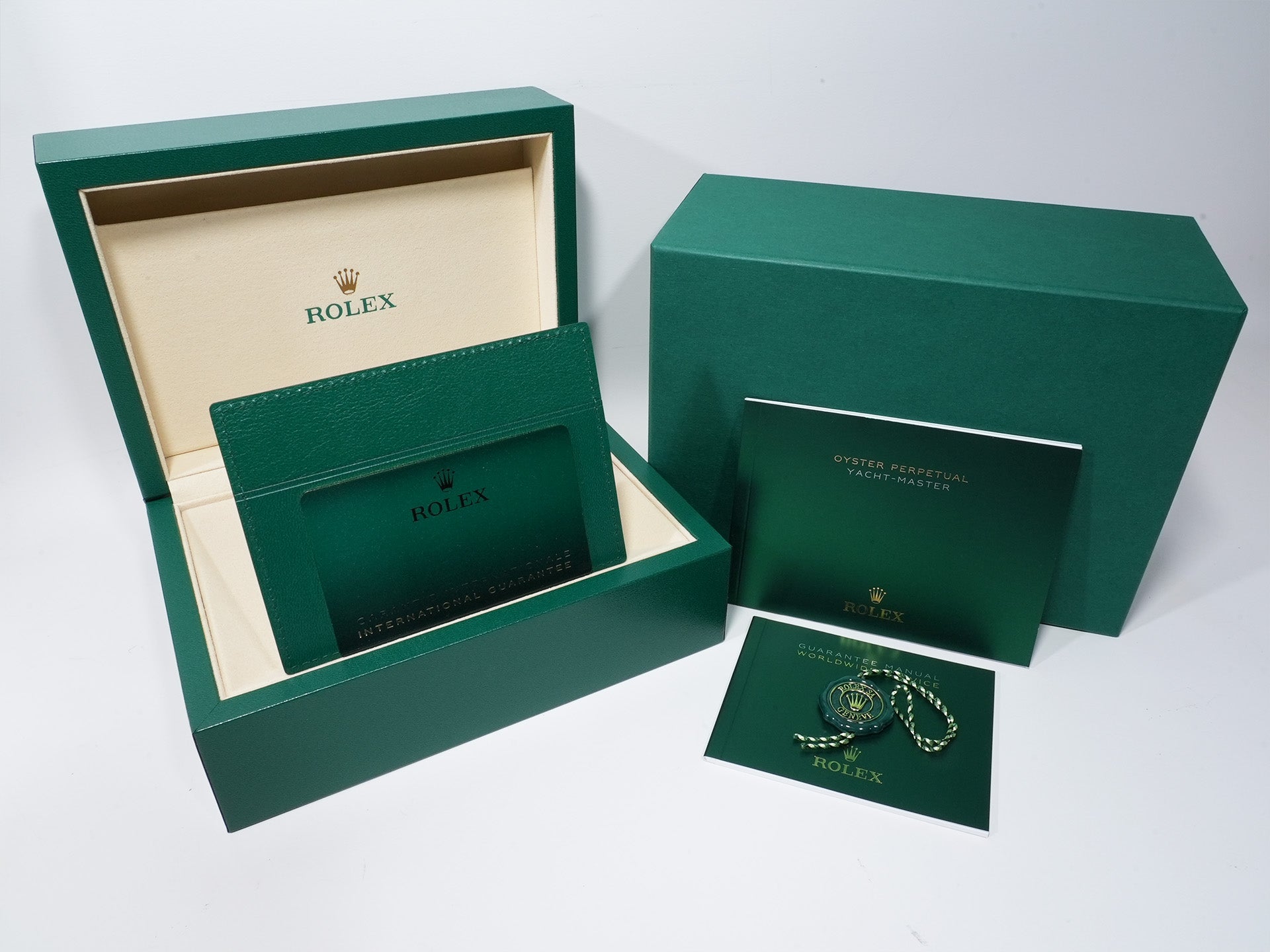 ロレックス ヨットマスター40 Ref.126621 ステンレススチール/エバーローズゴールド ブラック文字盤 未使用 858hdez9